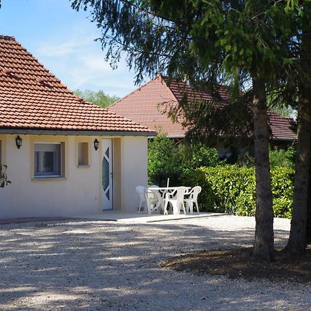 Gite Les Grands Pres Frontenard Exterior foto